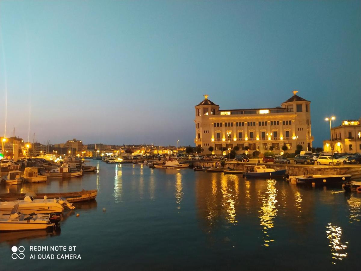 Willa Ai Tintori Di Ortigia Syrakuzy Zewnętrze zdjęcie